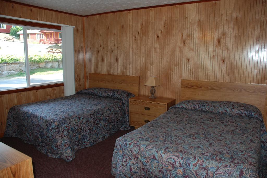 Flamingo Resort On Lake George Diamond Point Rom bilde
