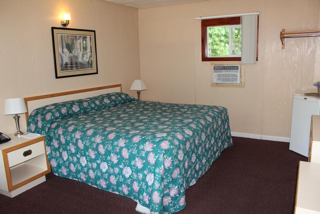 Flamingo Resort On Lake George Diamond Point Eksteriør bilde