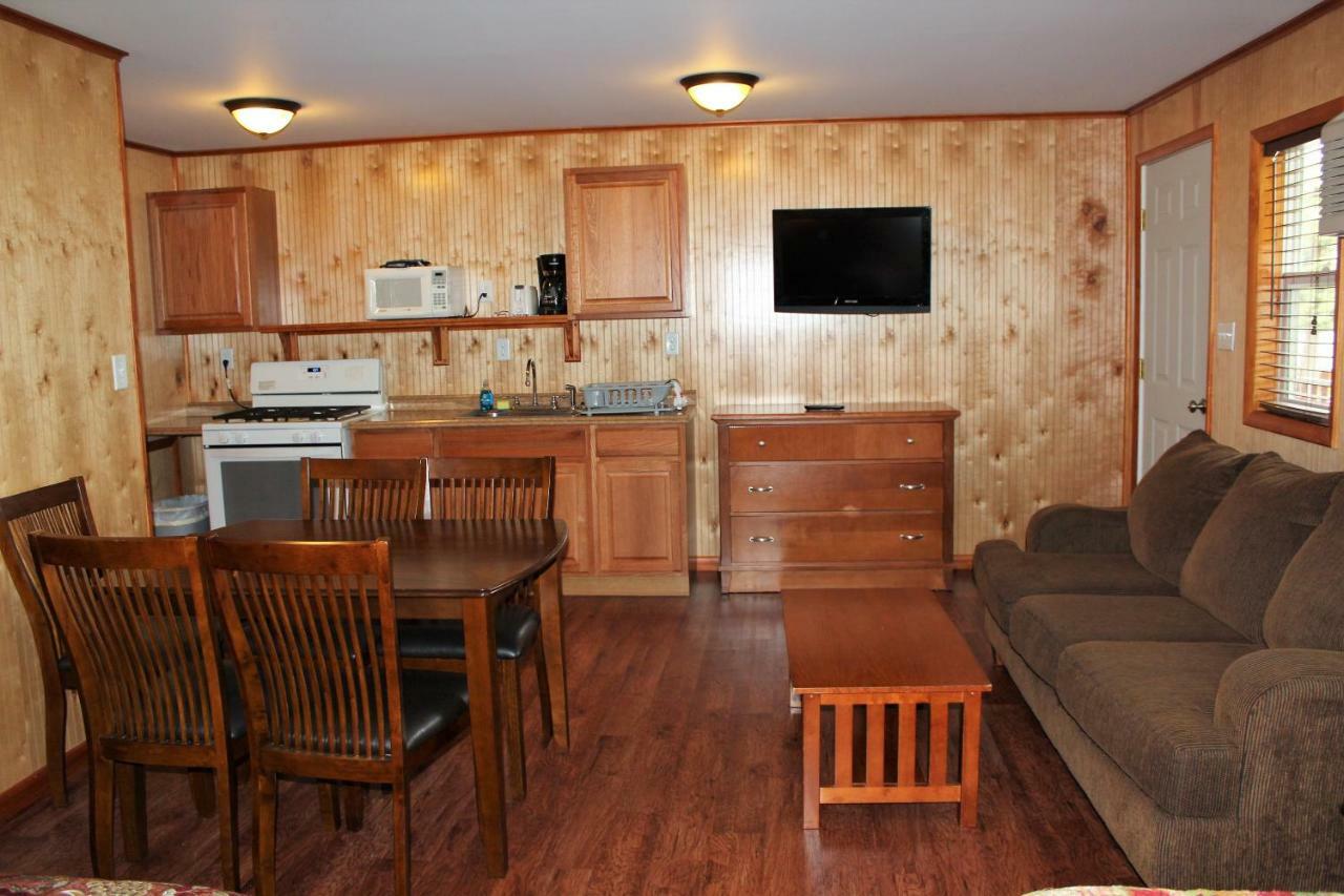 Flamingo Resort On Lake George Diamond Point Eksteriør bilde